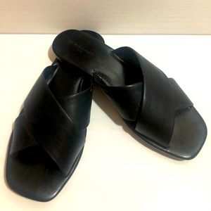 Banana Republic Crossover Slide Black Size 7